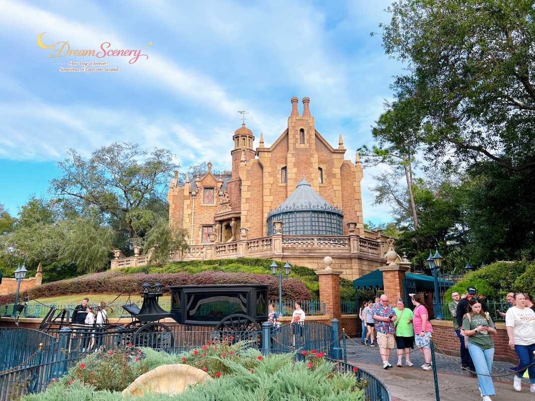 【美國 Florida】2024 Magic Kingdom 攻略|走進迪士尼最經典的夢想國度!Top10必玩設施、聖誕派對、公主見面會與必買周邊整理 - 第61張圖 【美國 Florida】2024 Magic Kingdom 攻略|走進迪士尼最經典的夢想國度!Top10必玩設施、聖誕派對、公主見面會與必買周邊整理