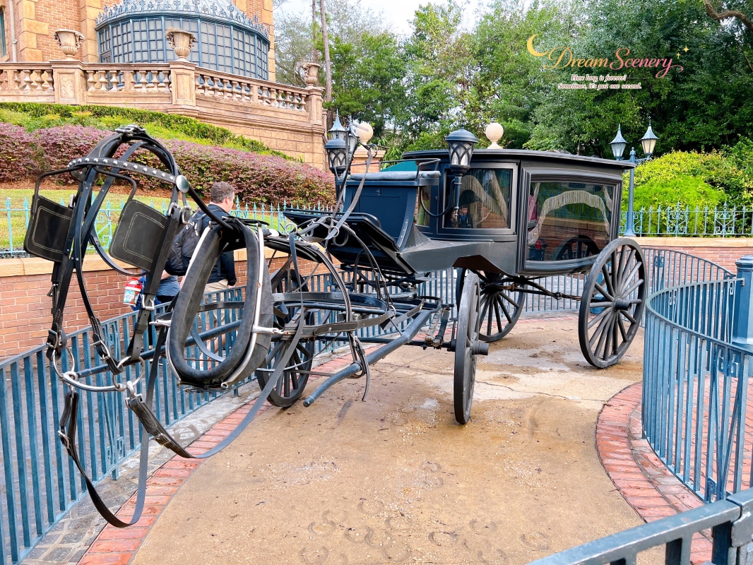 【美國 Florida】2024 Magic Kingdom 攻略|走進迪士尼最經典的夢想國度!Top10必玩設施、聖誕派對、公主見面會與必買周邊整理 - 第62張圖 【美國 Florida】2024 Magic Kingdom 攻略|走進迪士尼最經典的夢想國度!Top10必玩設施、聖誕派對、公主見面會與必買周邊整理