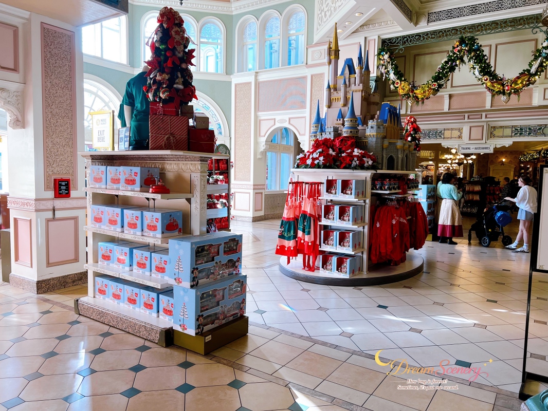 【美國 Florida】2024 Magic Kingdom 攻略|走進迪士尼最經典的夢想國度!Top10必玩設施、聖誕派對、公主見面會與必買周邊整理 - 第107張圖 【美國 Florida】2024 Magic Kingdom 攻略|走進迪士尼最經典的夢想國度!Top10必玩設施、聖誕派對、公主見面會與必買周邊整理