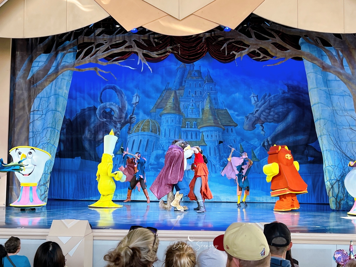 【美國 Florida】2024 Disney’s Hollywood Studios表演-美女與野獸現場秀 - 第9張圖 【美國 Florida】2024 Disney’s Hollywood Studios表演-美女與野獸現場秀