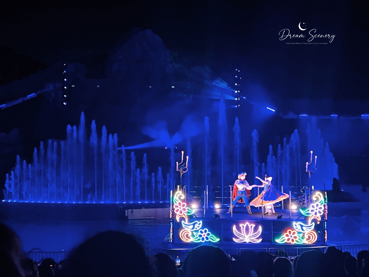 【美國 Florida】2024 Disney’s Hollywood Studios表演-夜晚煙火表演 Fantasmic! - 第6張圖 【美國 Florida】2024 Disney’s Hollywood Studios表演-夜晚煙火表演 Fantasmic!