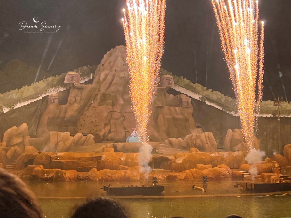 【美國 Florida】2024 Disney’s Hollywood Studios表演-夜晚煙火表演 Fantasmic! - 第11張圖 【美國 Florida】2024 Disney’s Hollywood Studios表演-夜晚煙火表演 Fantasmic!