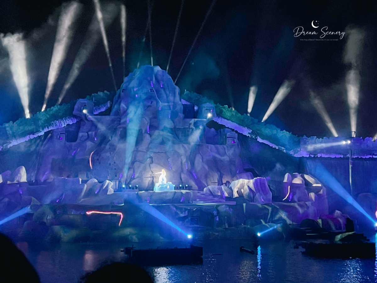 【美國 Florida】2024 Disney’s Hollywood Studios表演-夜晚煙火表演 Fantasmic! - 第13張圖 【美國 Florida】2024 Disney’s Hollywood Studios表演-夜晚煙火表演 Fantasmic!