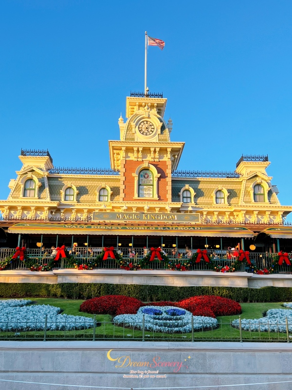 【美國 Florida】2024 Magic Kingdom 攻略|走進迪士尼最經典的夢想國度!Top10必玩設施、聖誕派對、公主見面會與必買周邊整理 - 第30張圖 【美國 Florida】2024 Magic Kingdom 攻略|走進迪士尼最經典的夢想國度!Top10必玩設施、聖誕派對、公主見面會與必買周邊整理