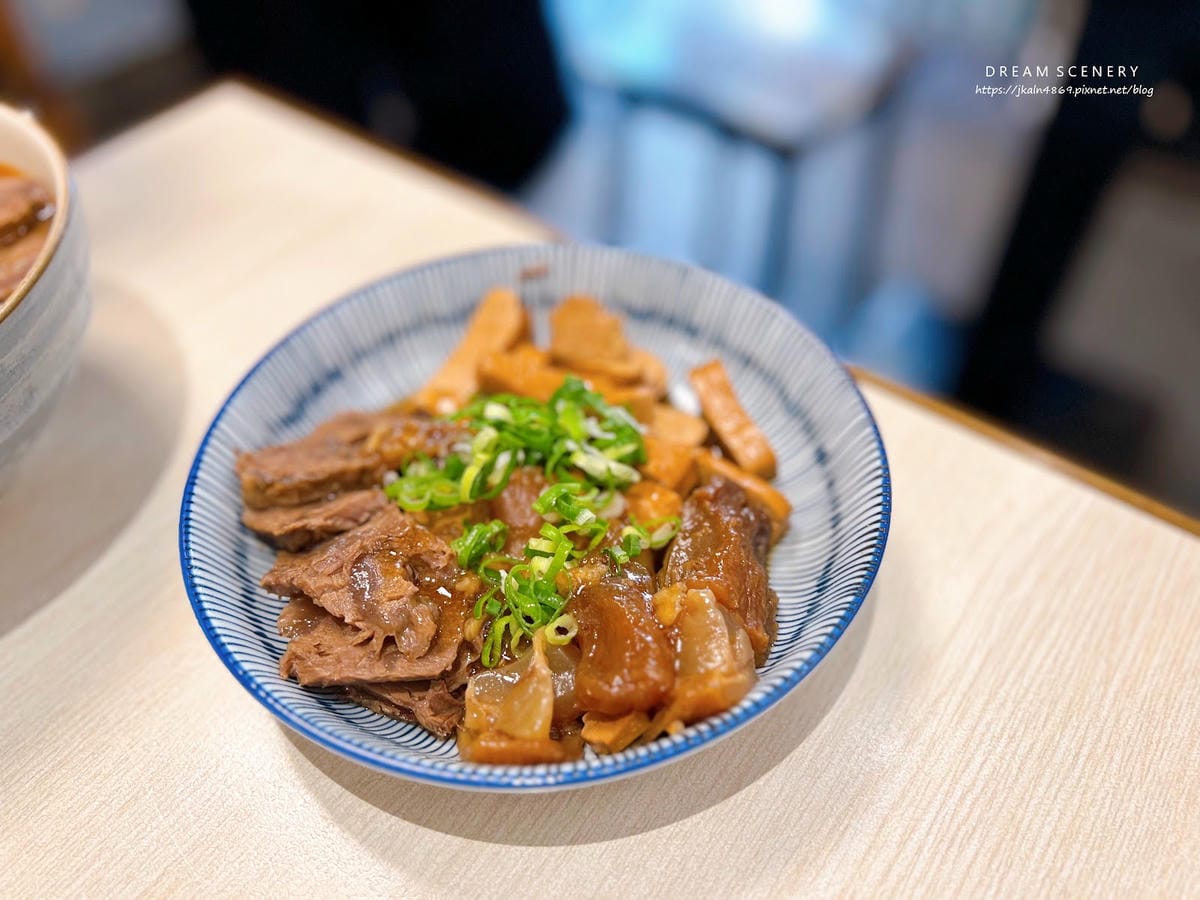 台北▴大安區│被滷味耽誤的冠軍牛肉麵店│竣師父牛肉麵 台北▴大安區│被滷味耽誤的冠軍牛肉麵店│竣師父牛肉麵