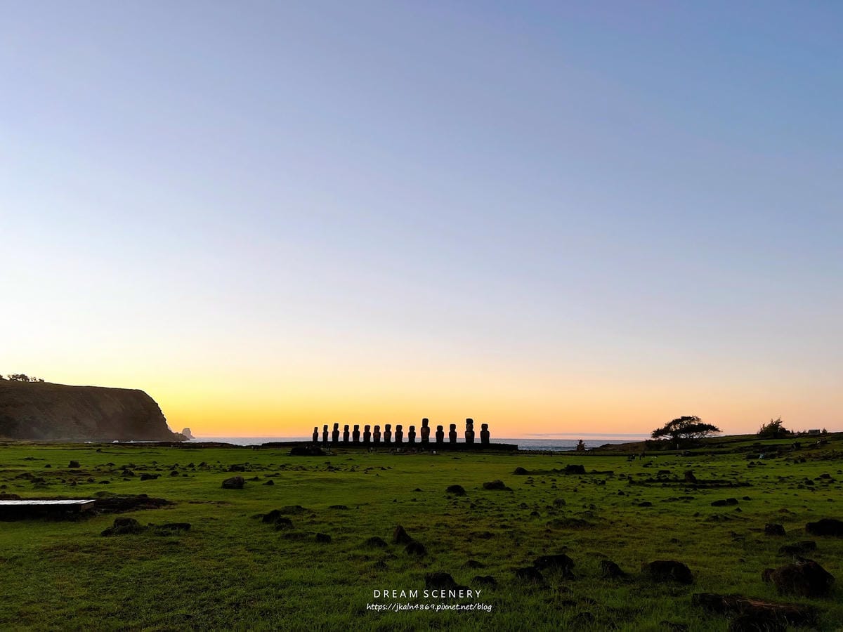 【智利-Easter Island】復活節島上最大的石像平台 【智利-Easter Island】復活節島上最大的石像平台