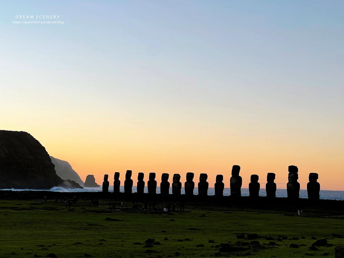 【智利-Easter Island】復活節島上最大的石像平台 【智利-Easter Island】復活節島上最大的石像平台