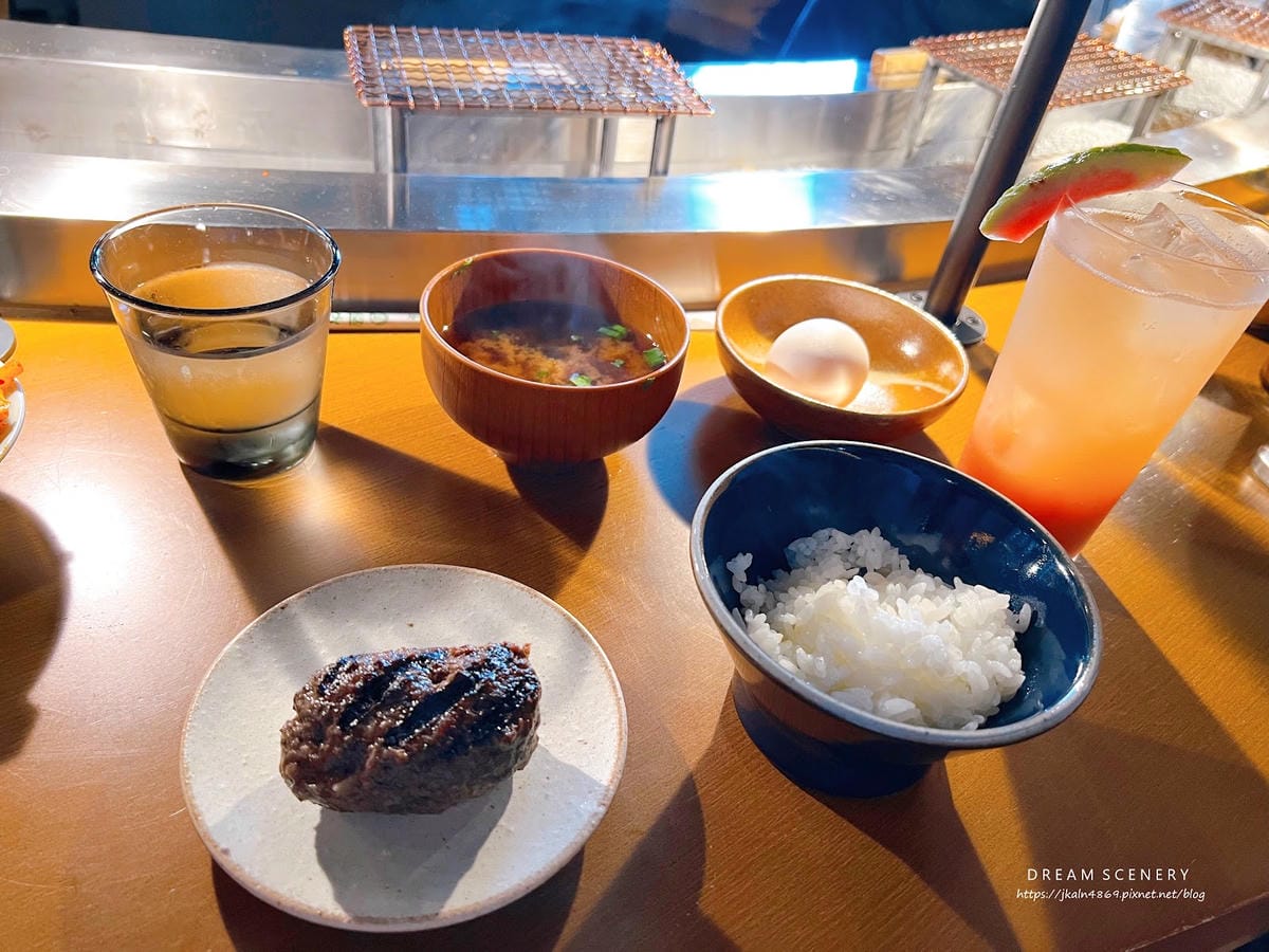 台北▴信義區│日本人氣漢堡排名店│挽肉と米 台北信義