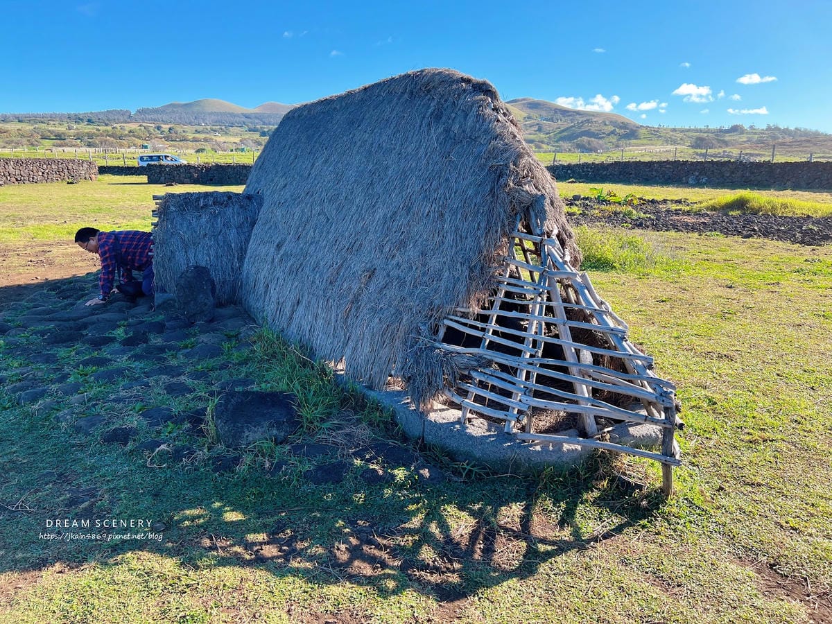 【智利-Easter Island】復活節島的祭祀平台之一 