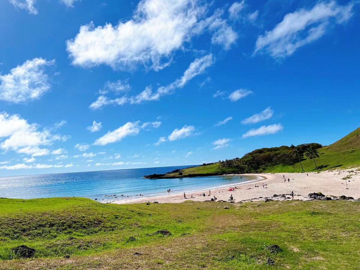 【智利-Easter Island】復活節島上最著名的阿納克 【智利-Easter Island】復活節島上最著名的阿納克