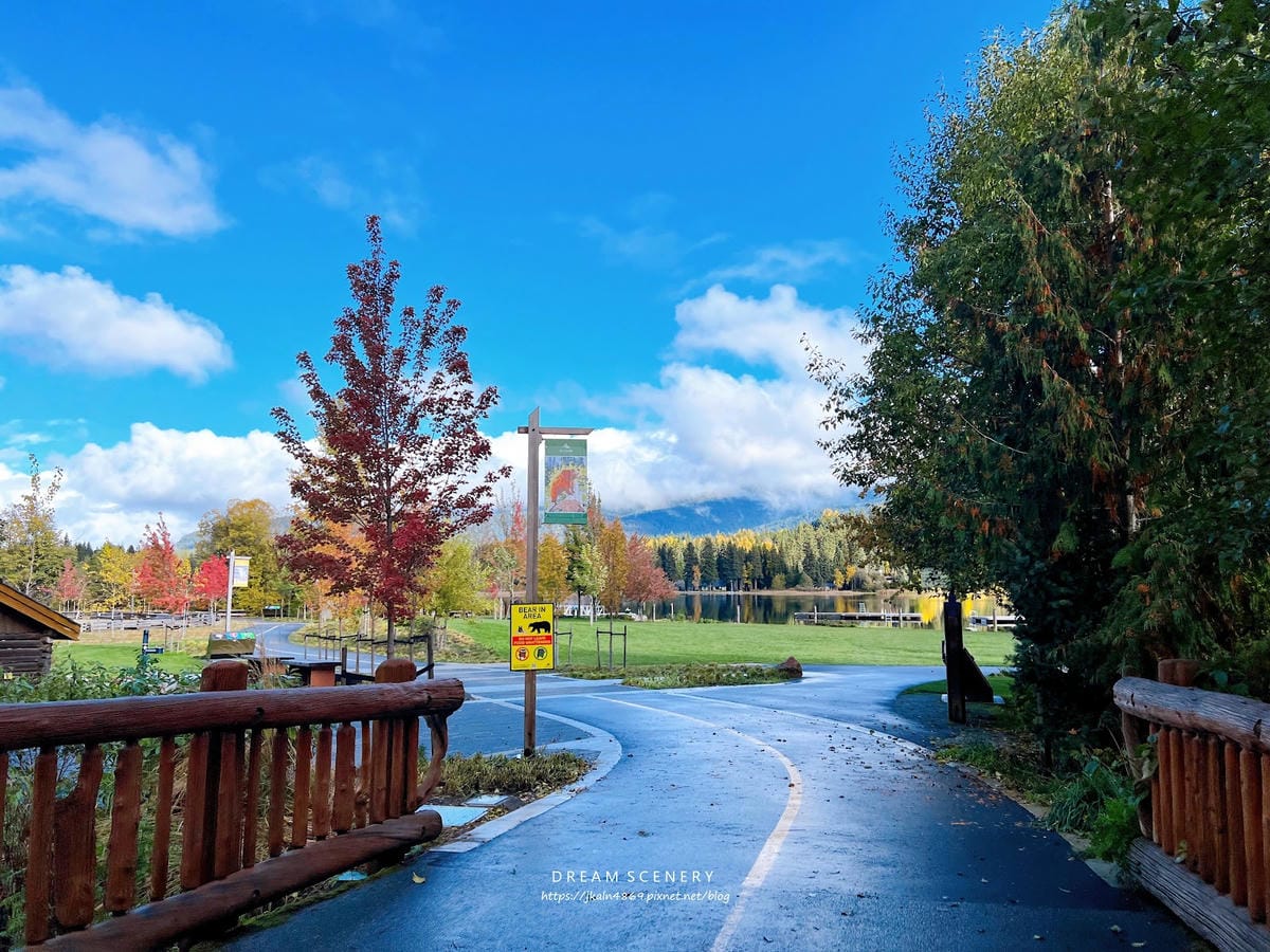 【加拿大- Whistler】湖畔絕美秋日秘境│惠斯勒│Ra 【加拿大- Whistler】湖畔絕美秋日秘境│惠斯勒│Ra