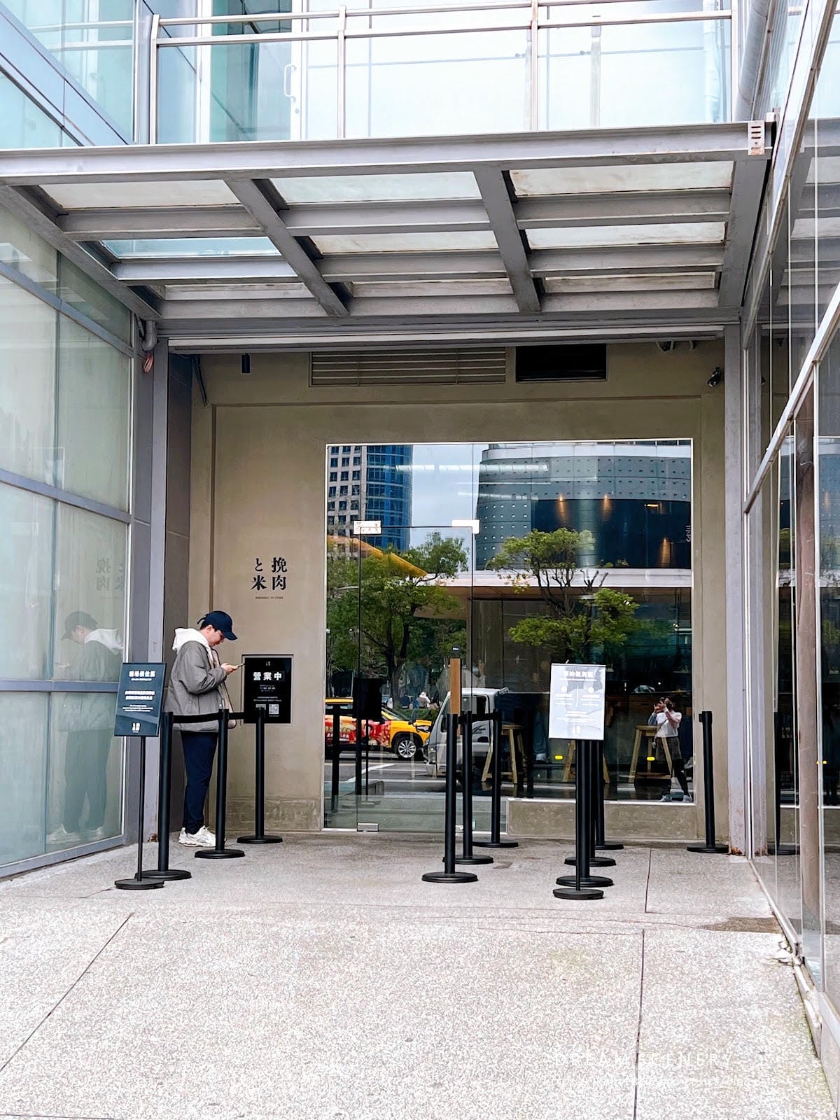 台北▴信義區│日本人氣漢堡排名店│挽肉と米 台北信義