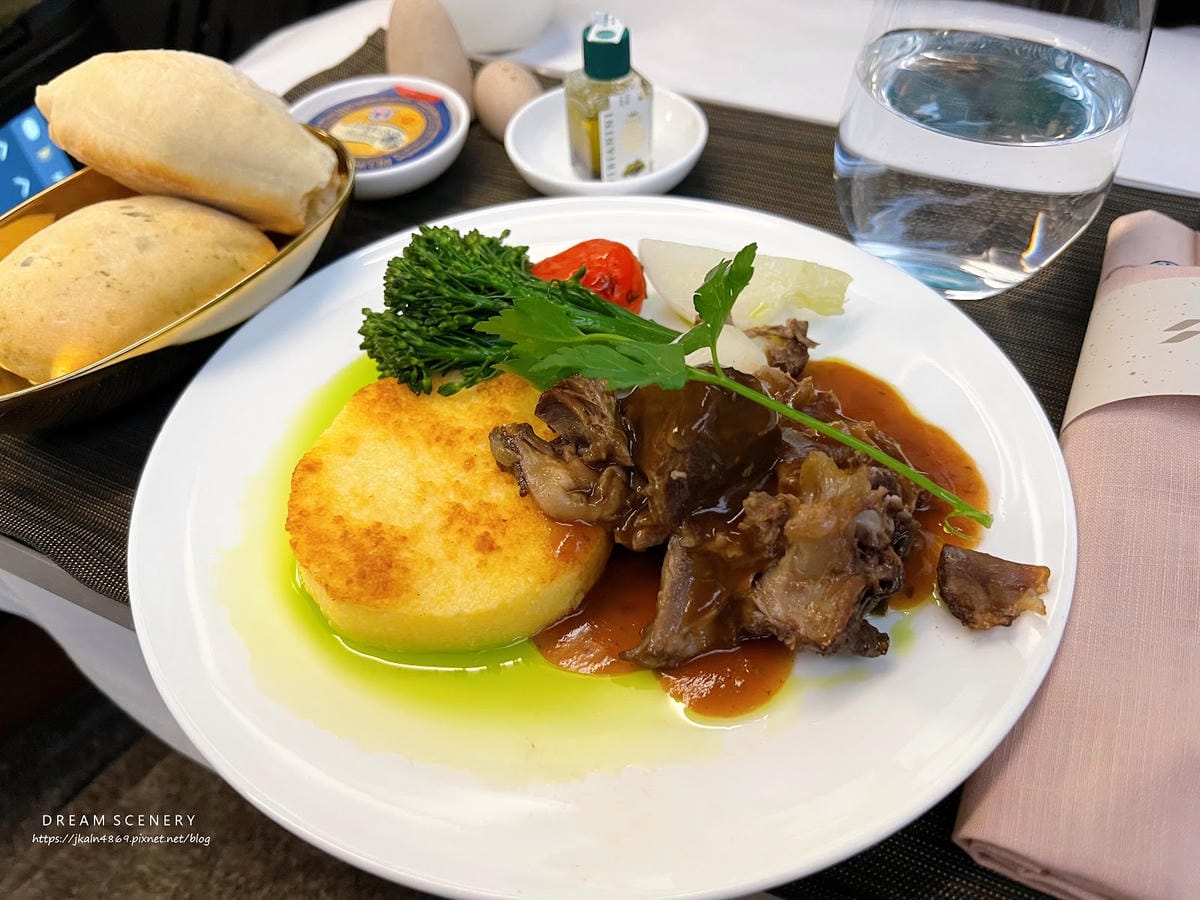 【美國-洛杉磯國際機場】Starlux Airlines B 【美國-洛杉磯國際機場】Starlux Airlines B