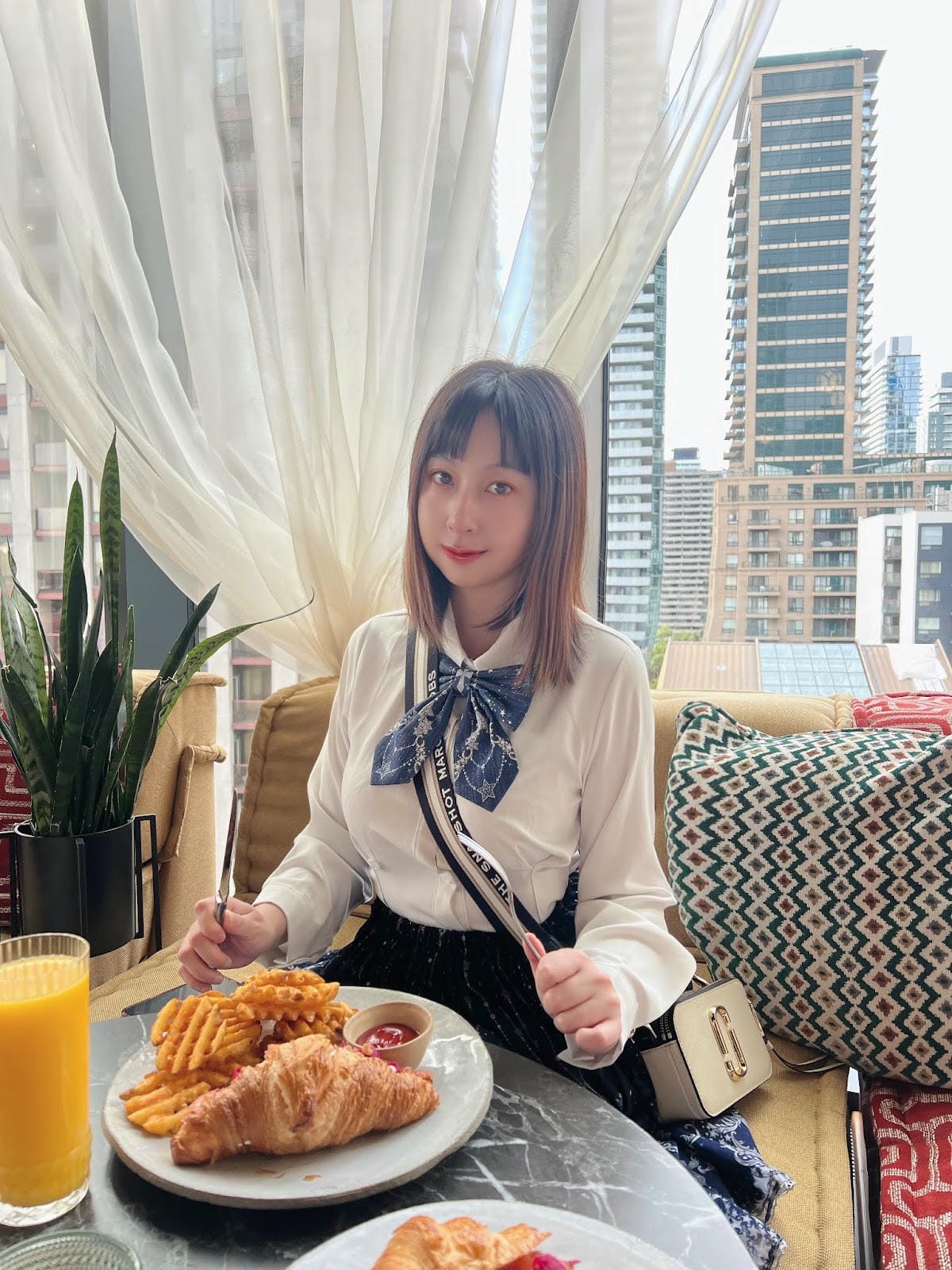 【加拿大-Toronto】W Toronto (含早餐) 【加拿大-Toronto】W Toronto (含早餐)