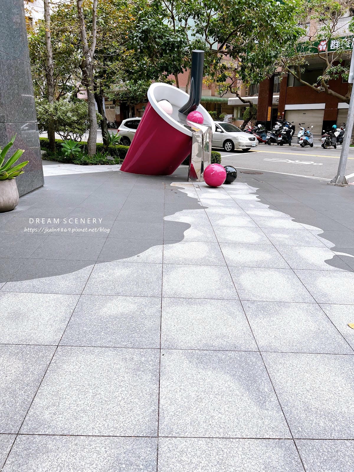 【台中】Moxy Taichung (含早餐) 【台中】Moxy Taichung (含早餐)