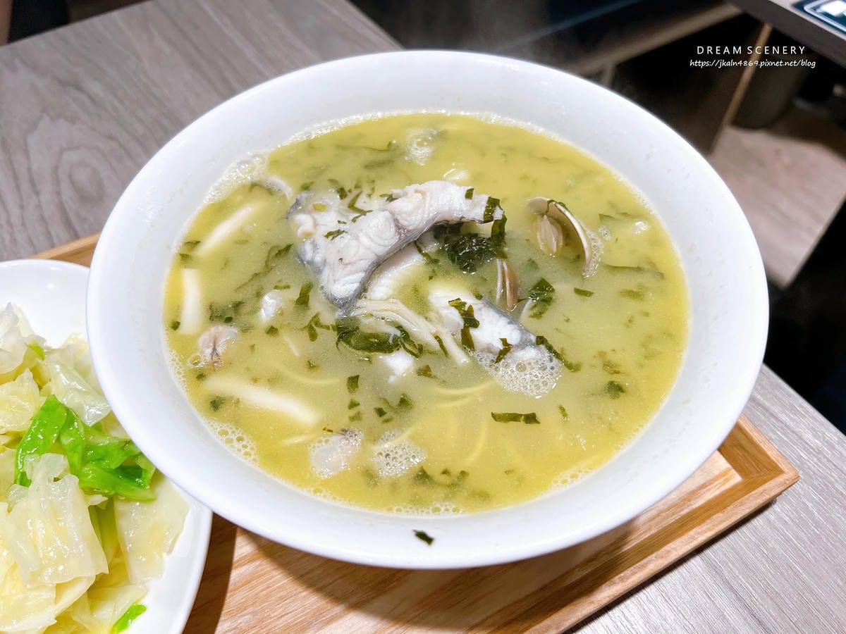 台北▴大安區│東區人氣老火雞湯麵│濃郁雞湯麵推薦│雞湯人生 台北▴大安區│東區人氣老火雞湯麵│濃郁雞湯麵推薦│雞湯人生