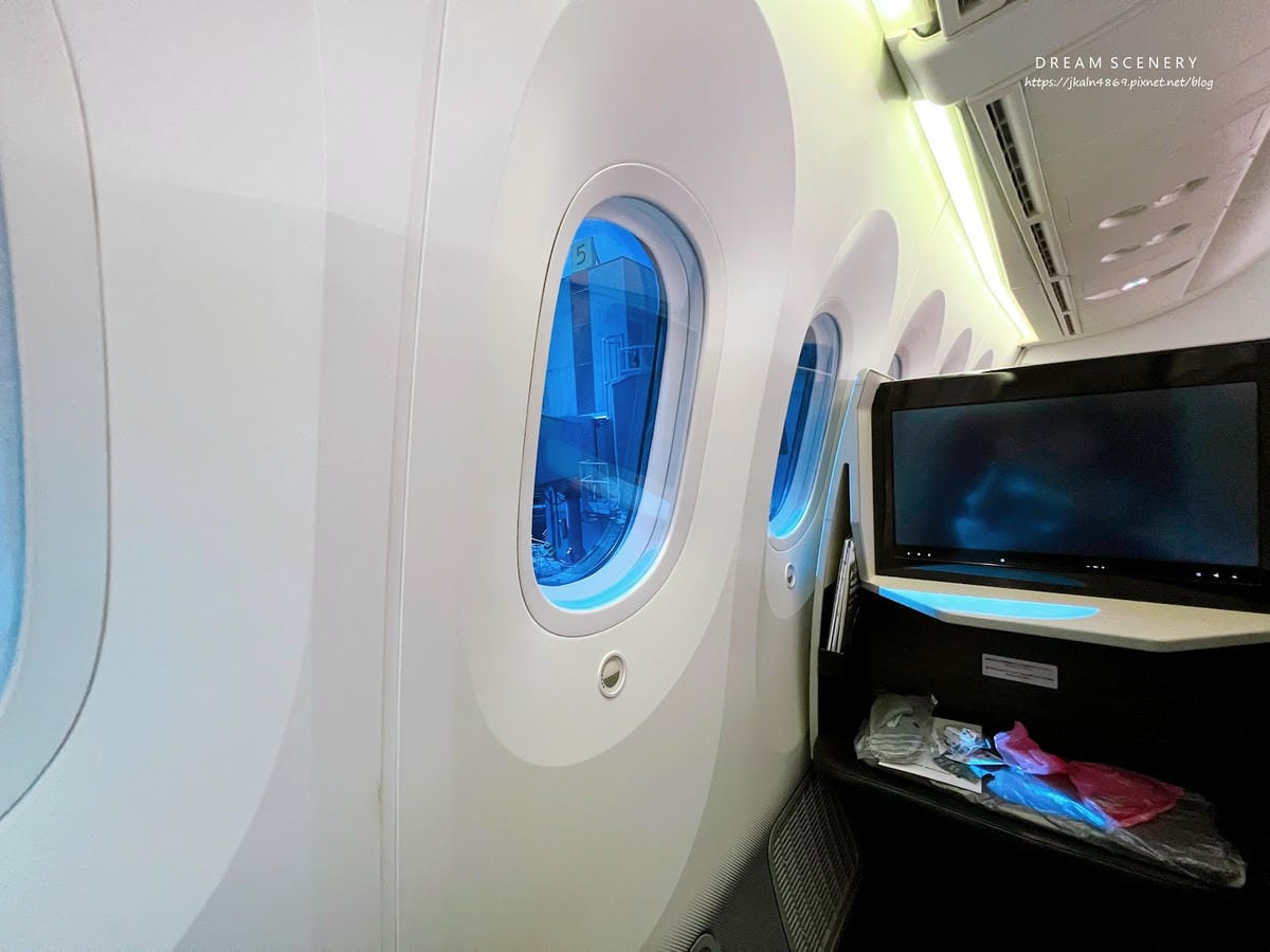 【台北-松山區】日本航空商務艙Japan Airlines 【台北-松山區】日本航空商務艙Japan Airlines