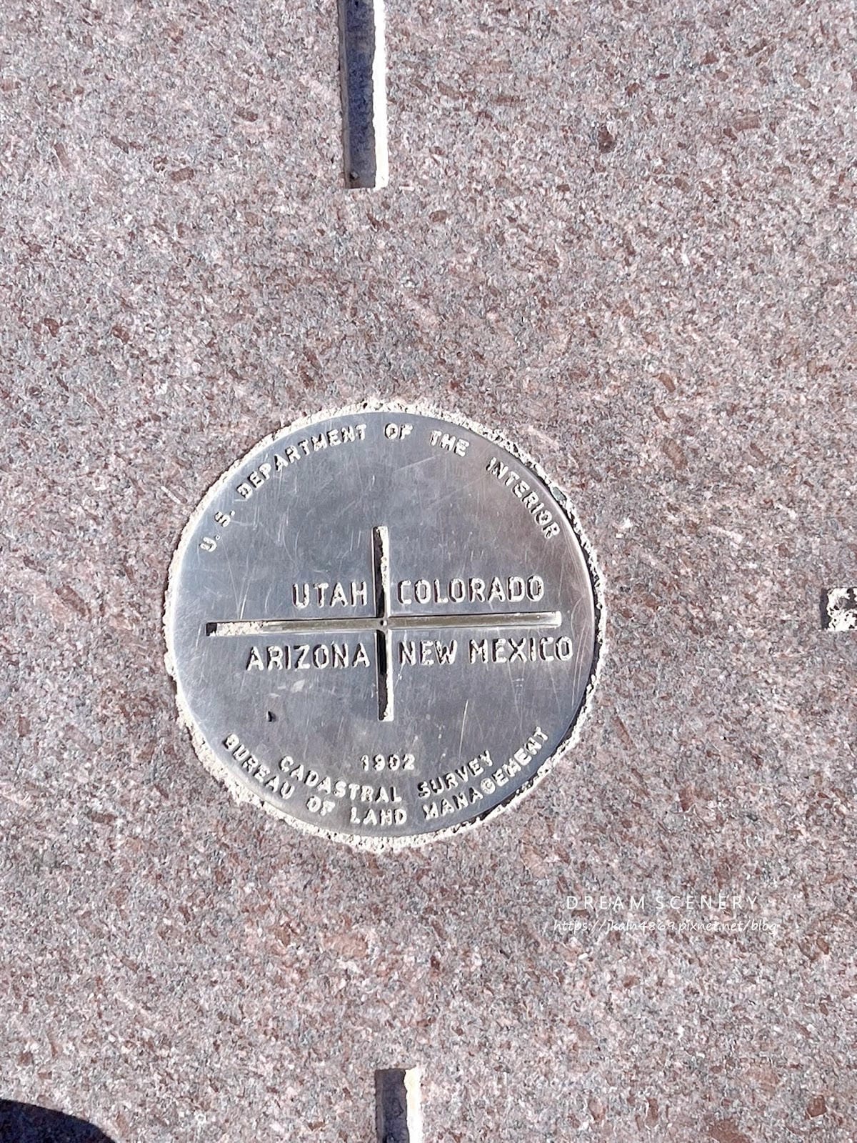 【美國-Arizona】一腳跨四州站在美國州界的交叉點│Fo 【美國-Arizona】一腳跨四州站在美國州界的交叉點│Fo