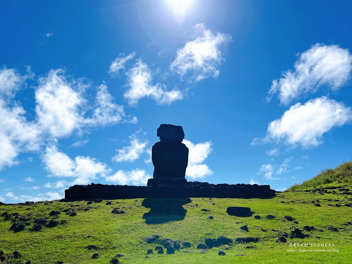 【智利-Easter Island】復活節島上最著名的阿納克 【智利-Easter Island】復活節島上最著名的阿納克