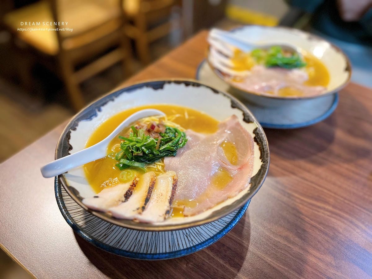 台北▴大安區│人氣烏骨雞機白湯│Hanekin 麵屋.羽金 台北▴大安區│人氣烏骨雞機白湯│Hanekin 麵屋.羽金