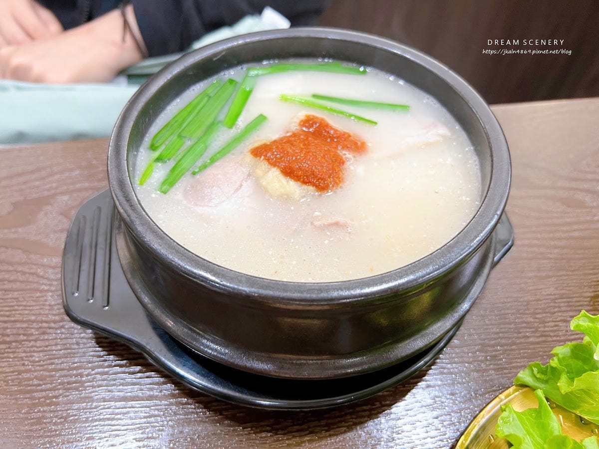 台北▴松山區│南京三民站美食│韓國人開的韓式豬肉湯飯│釜山湯 台北▴松山區│南京三民站美食│韓國人開的韓式豬肉湯飯│釜山湯