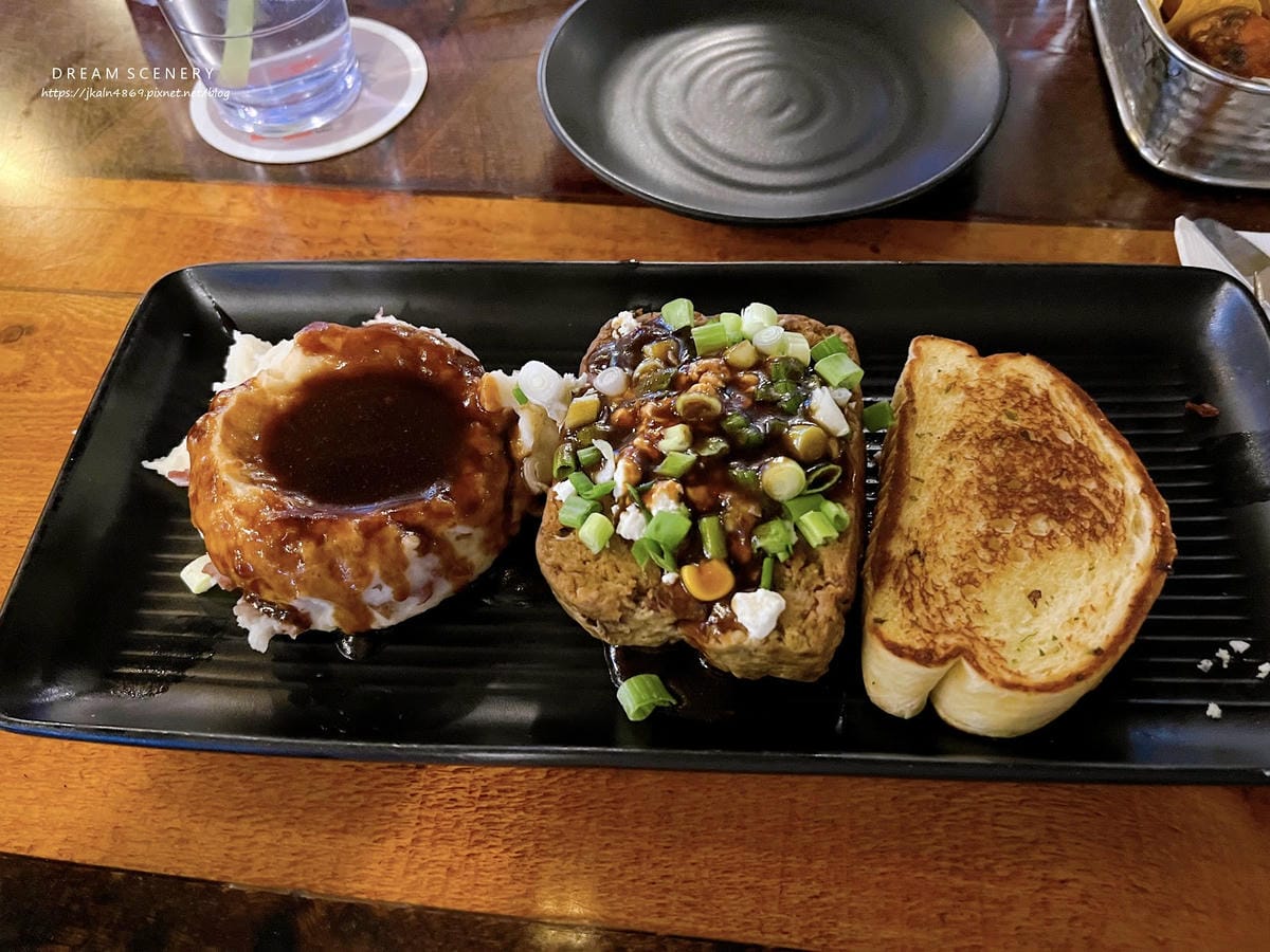 【美國- Montana】野牛肉專門美食餐廳│西黃石鎮美食│ 【美國- Montana】野牛肉專門美食餐廳│西黃石鎮美食│