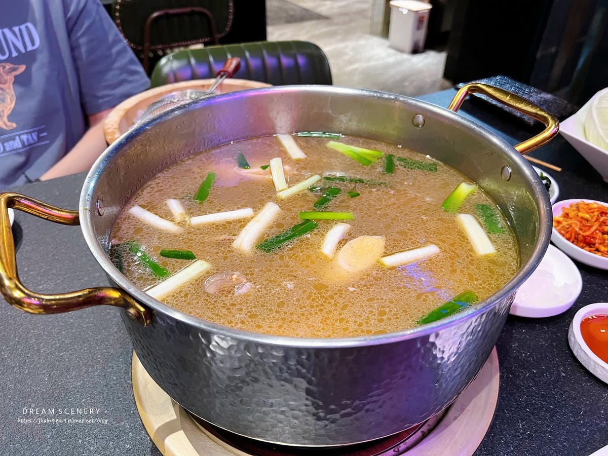 台北▴信義區│微風信義美食│朋月栻-韓雞雞–江原道-宗음식 台北▴信義區│微風信義美食│朋月栻-韓雞雞–江原道-宗음식