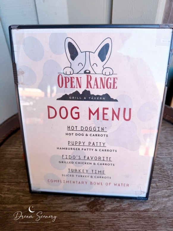 【美國-Arizona】Sedona 紅岩美景觀餐廳│必吃肋排&兩人點餐攻略 │Open Range Grill and Tavern - 第3張圖 【美國-Arizona】Sedona 紅岩美景觀餐廳│必吃肋排&兩人點餐攻略 │Open Range Grill and Tavern