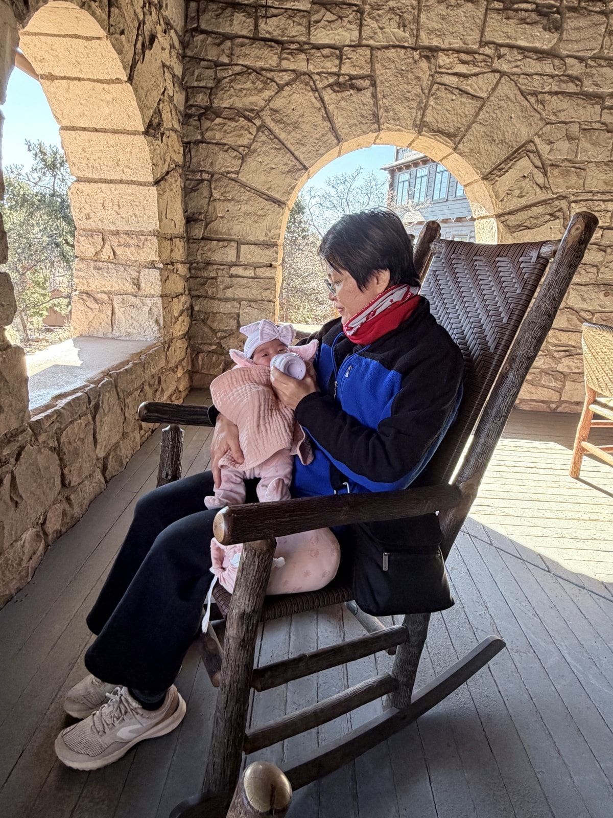 《與寶寶生活》｜在美國坐月子的真實紀錄：從月嫂、月子餐到新手爸媽的育兒適應期