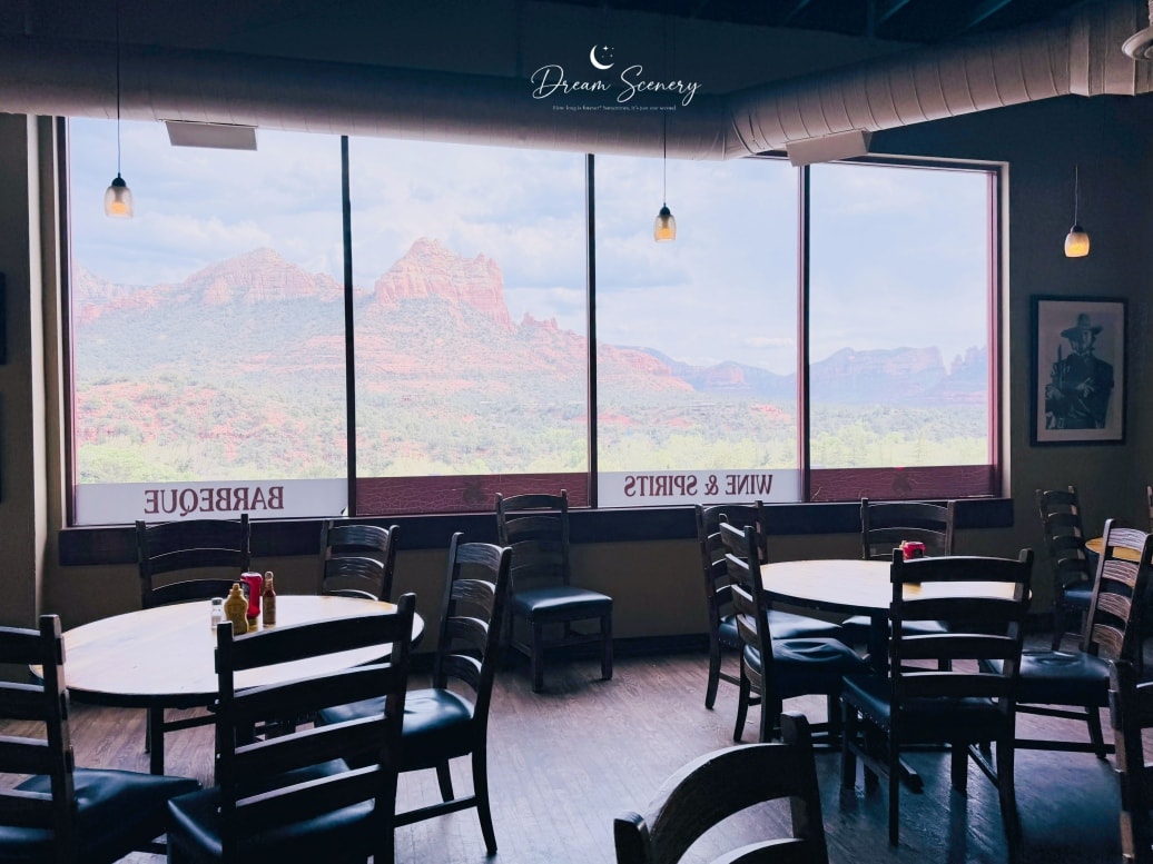 【美國-Arizona】Sedona 紅岩美景觀餐廳│必吃肋排&兩人點餐攻略 │Open Range Grill and Tavern - 第5張圖 【美國-Arizona】Sedona 紅岩美景觀餐廳│必吃肋排&兩人點餐攻略 │Open Range Grill and Tavern