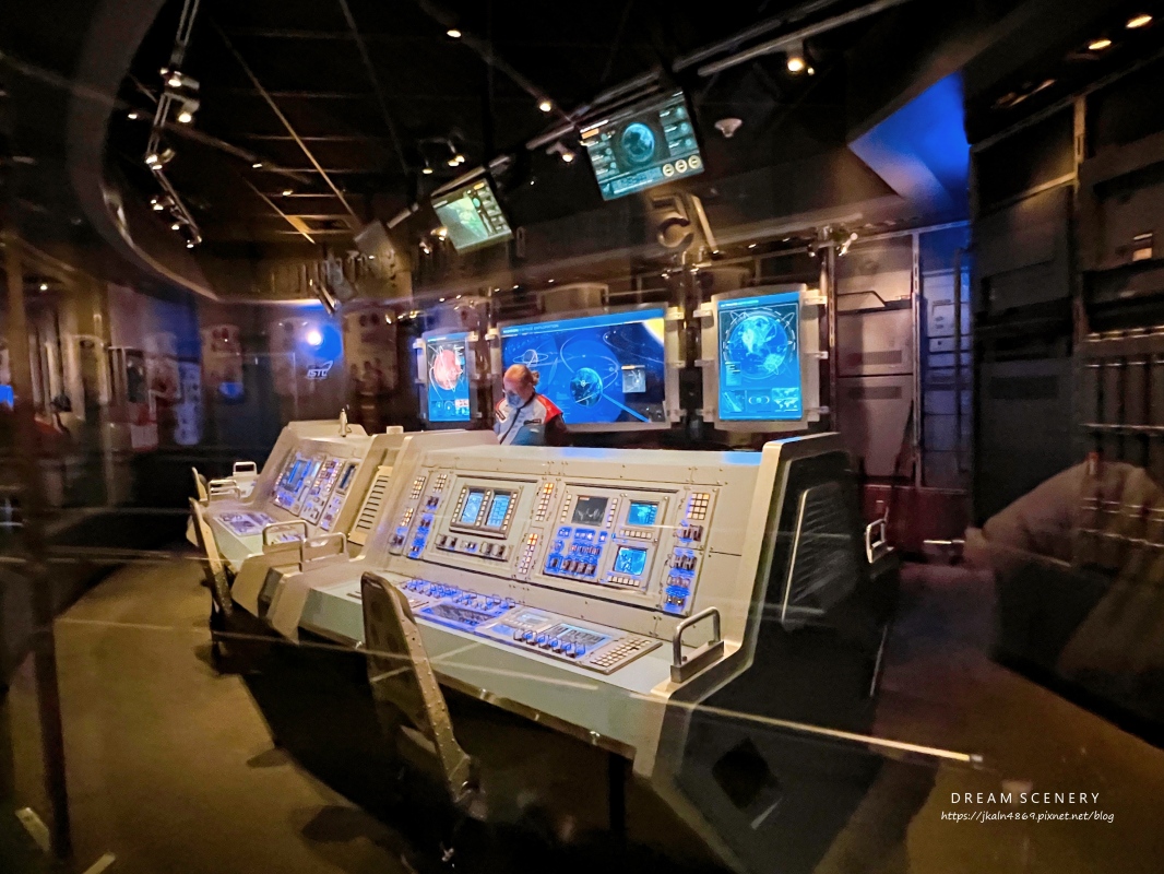 【美國 Florida】EPCOT完整攻略｜冰雪奇緣、世界展館、煙火秀一次收藏｜2024冬季迪士尼之旅