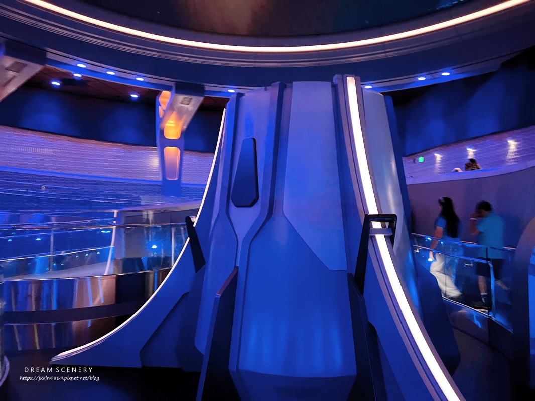 【美國 Florida】EPCOT完整攻略｜冰雪奇緣、世界展館、煙火秀一次收藏｜2024冬季迪士尼之旅
