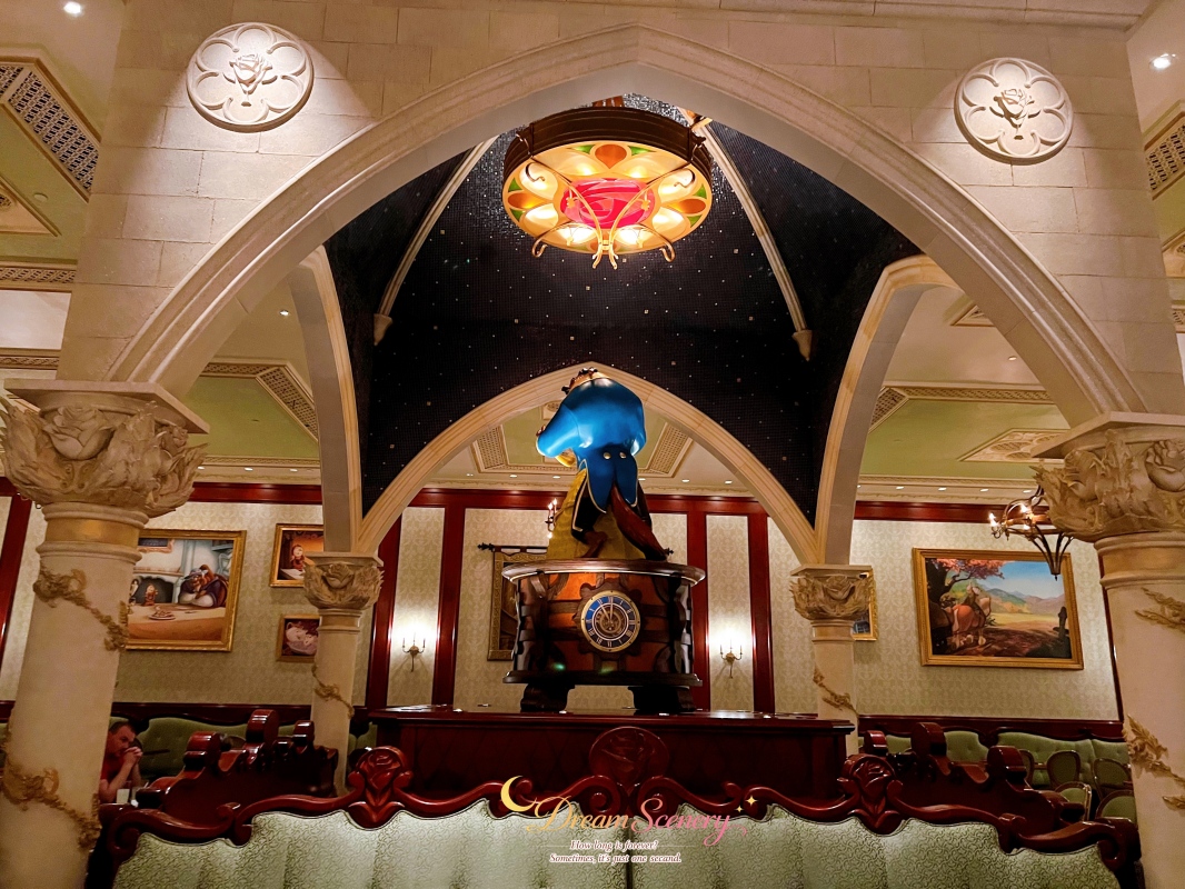 【美國 Florida】2024 Be Our Guest Restaurant|走進美女與野獸城堡用餐!訂位、菜單推薦與野獸見面體驗 - 第23張圖 【美國 Florida】2024 Be Our Guest Restaurant|走進美女與野獸城堡用餐!訂位、菜單推薦與野獸見面體驗