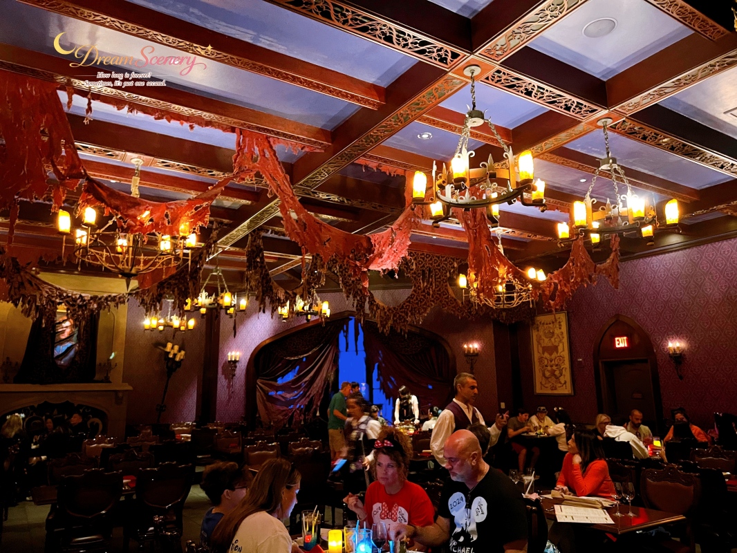 【美國 Florida】2024 Be Our Guest Restaurant|走進美女與野獸城堡用餐!訂位、菜單推薦與野獸見面體驗 - 第20張圖 【美國 Florida】2024 Be Our Guest Restaurant|走進美女與野獸城堡用餐!訂位、菜單推薦與野獸見面體驗