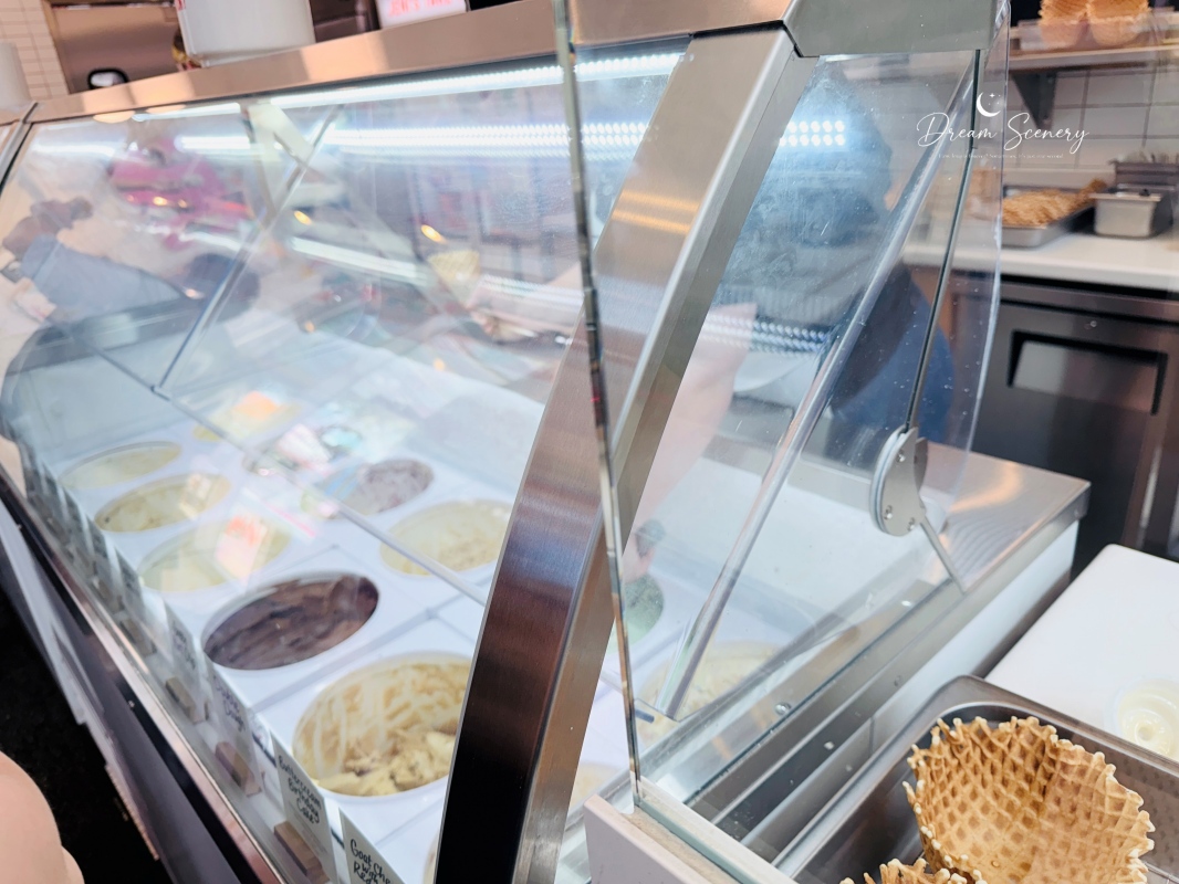 【美國-Scottsdale】排隊的超人氣冰淇淋｜精品級冰淇淋的魅力｜Jeni’s Splendid Ice Creams