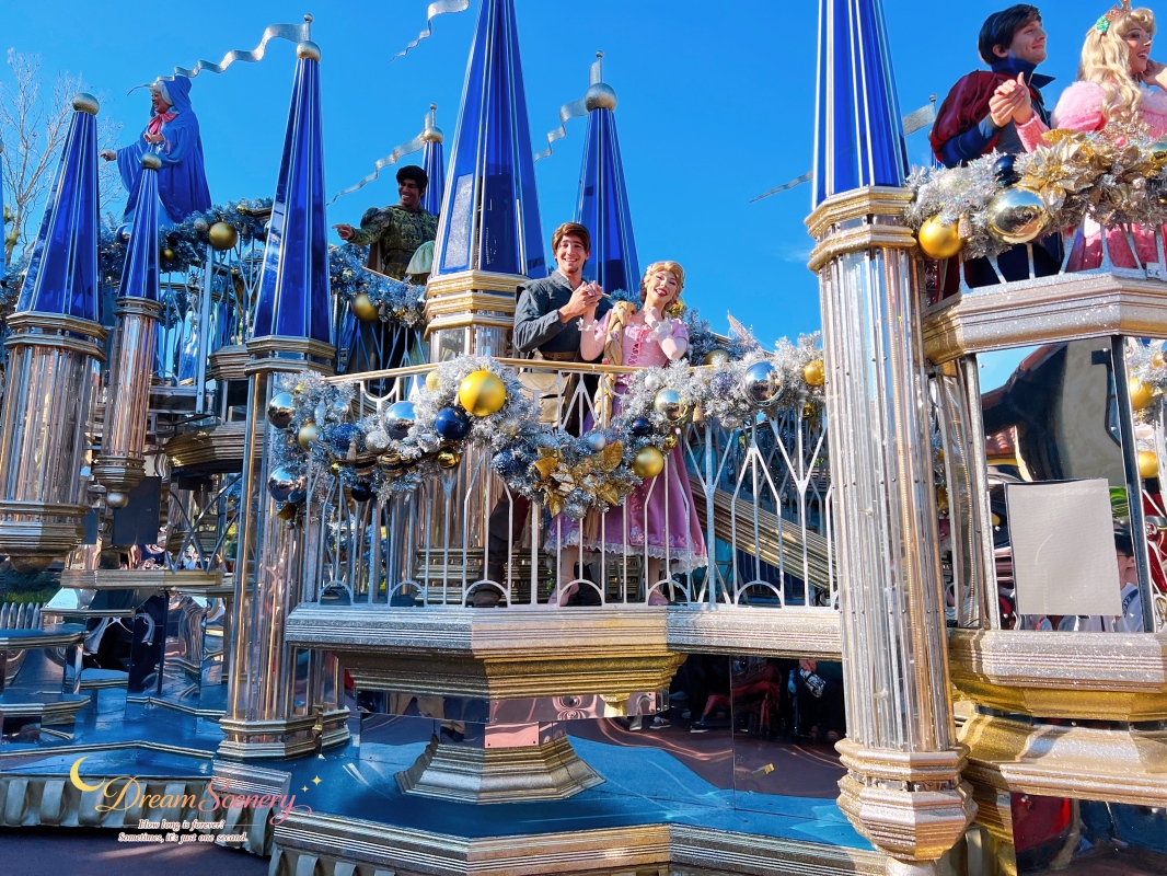 【美國 Florida】2024 Magic Kingdom表演|Mickey’s Once Upon a Christmastime Parade - 第48張圖 【美國 Florida】2024 Magic Kingdom表演|Mickey’s Once Upon a Christmastime Parade