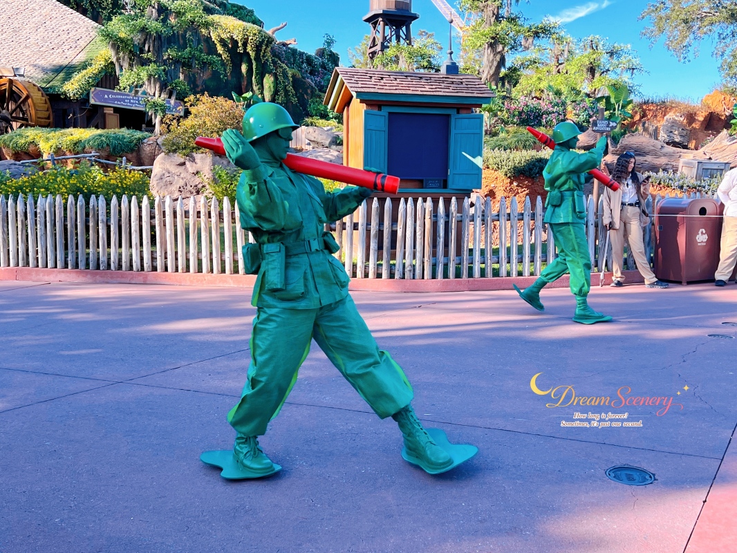 【美國 Florida】2024 Magic Kingdom表演|Mickey’s Once Upon a Christmastime Parade - 第51張圖 【美國 Florida】2024 Magic Kingdom表演|Mickey’s Once Upon a Christmastime Parade