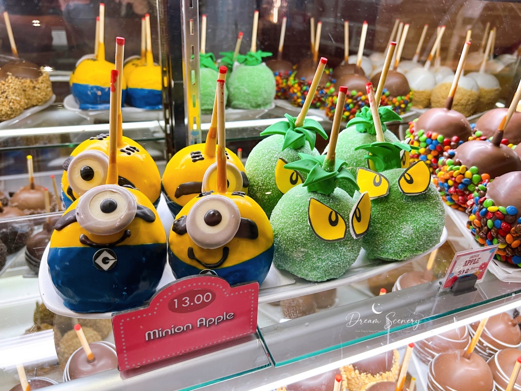 【美國 Florida】Illumination’s Minion Land 小小兵樂園|MINION CAFE 必吃香蕉甜點、超萌街景一次收藏 - 第27張圖 【美國 Florida】Illumination’s Minion Land 小小兵樂園|MINION CAFE 必吃香蕉甜點、超萌街景一次收藏