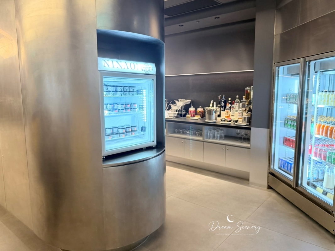 【台灣-桃園機場】STARLUX GALACTIC Lounge 星宇航空貴賓室|請客樓、老四川、吃茶三千一次享受|舒適母嬰室與淋浴間 - 第3張圖 【台灣-桃園機場】STARLUX GALACTIC Lounge 星宇航空貴賓室|請客樓、老四川、吃茶三千一次享受|舒適母嬰室與淋浴間
