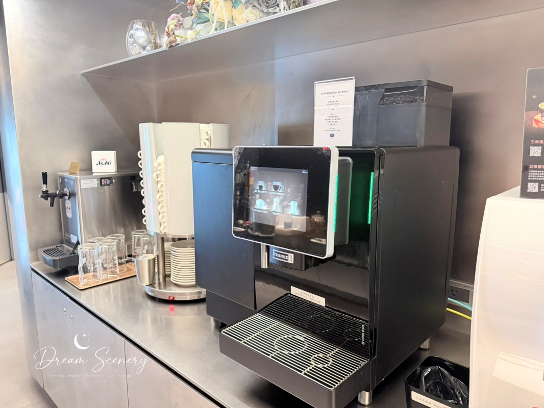 【台灣-桃園機場】STARLUX GALACTIC Lounge 星宇航空貴賓室|請客樓、老四川、吃茶三千一次享受|舒適母嬰室與淋浴間 - 第15張圖 【台灣-桃園機場】STARLUX GALACTIC Lounge 星宇航空貴賓室|請客樓、老四川、吃茶三千一次享受|舒適母嬰室與淋浴間
