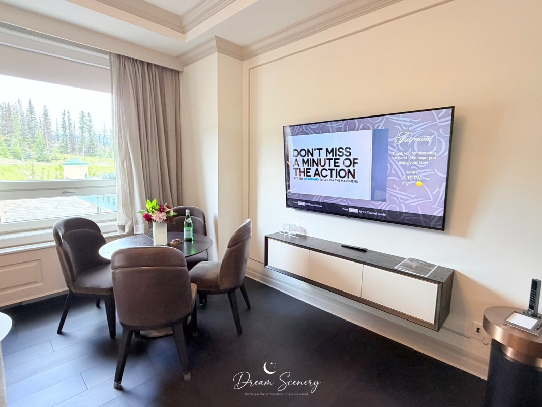 【加拿大-Banff】Fairmont Chateau Lake Louise 房間開箱 - 第4張圖 【加拿大-Banff】Fairmont Chateau Lake Louise 房間開箱