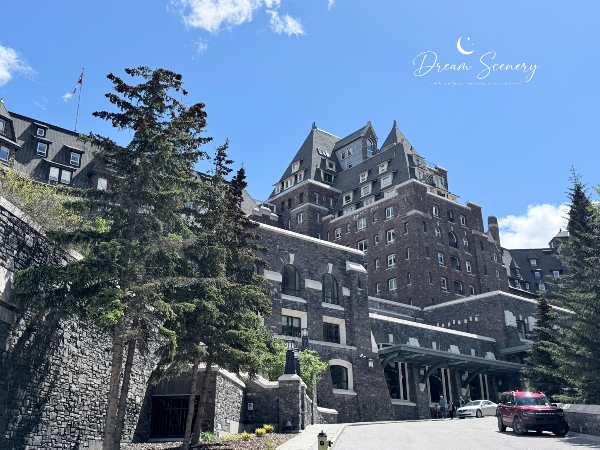 【加拿大-Banff】走進落磯山脈中的城堡，探索古典大廳與山谷花園｜Fairmont Banff Springs