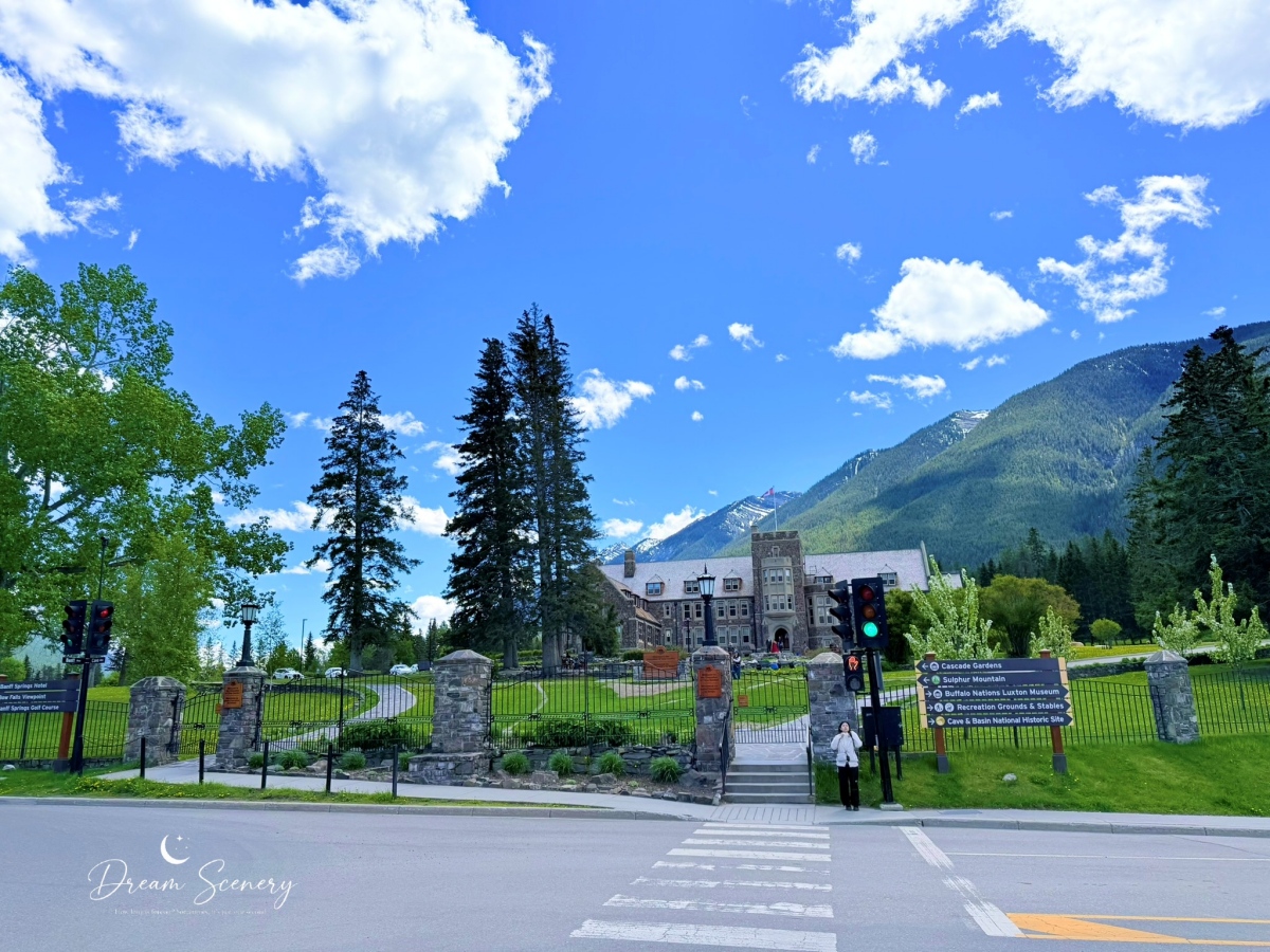 【加拿大-班夫 Banff】Cascade of Time Garden｜班夫市區裡的歷史花園