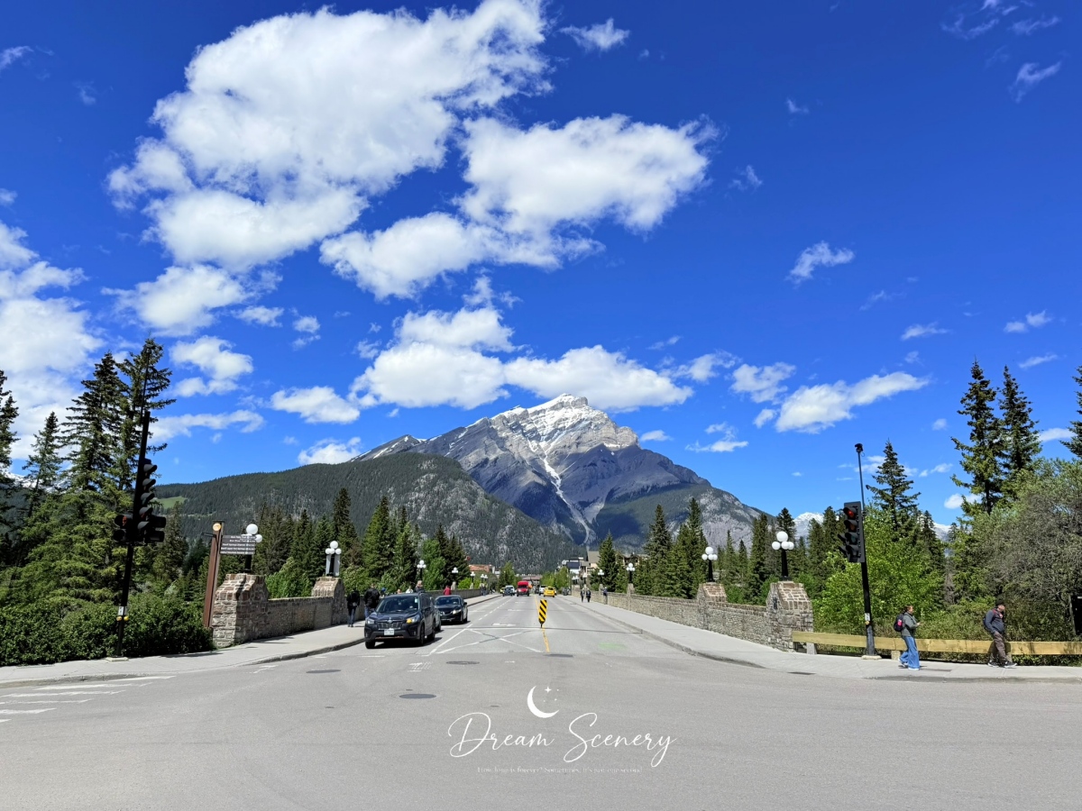 【加拿大-班夫 Banff】Cascade of Time Garden｜班夫市區裡的歷史花園
